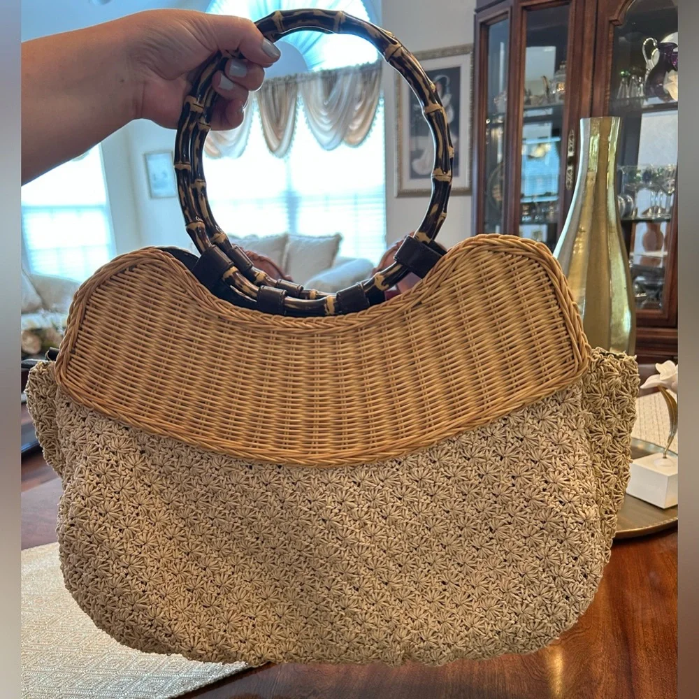 HOBO INTERNATIONAL HANDBAG W/BAMBOO HANDLES - Picture 2 of 10